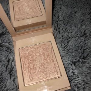 Kylie Cosmetics Cotton Candy Cream Highlighter